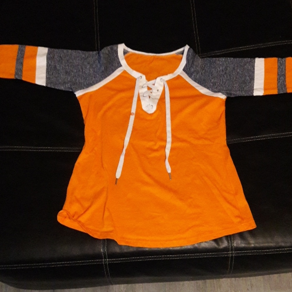 Stylish long sleeve shirt - Picture 2 of 4